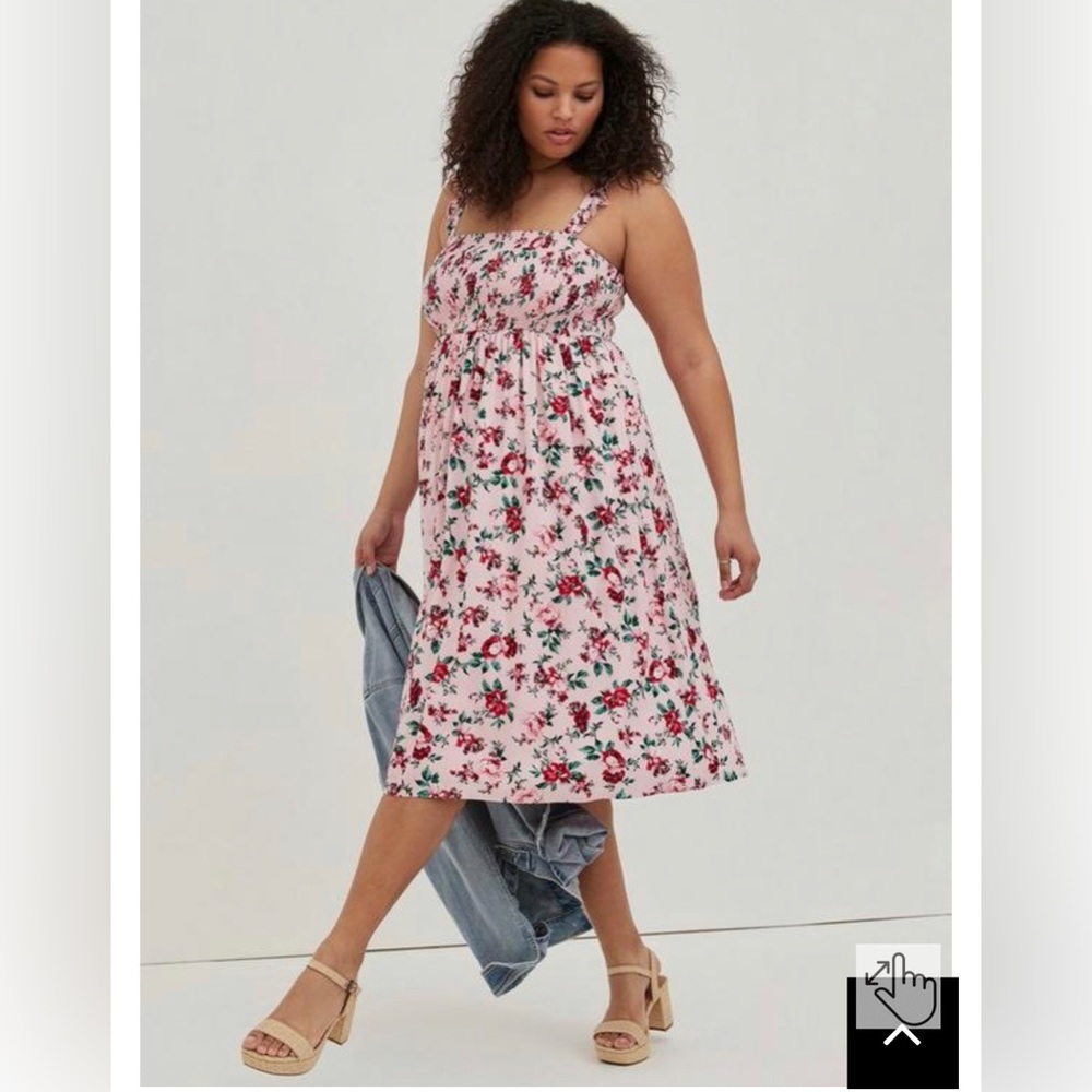 Torrid MIDI CHALLIS SMOCKED TIERED DRESS